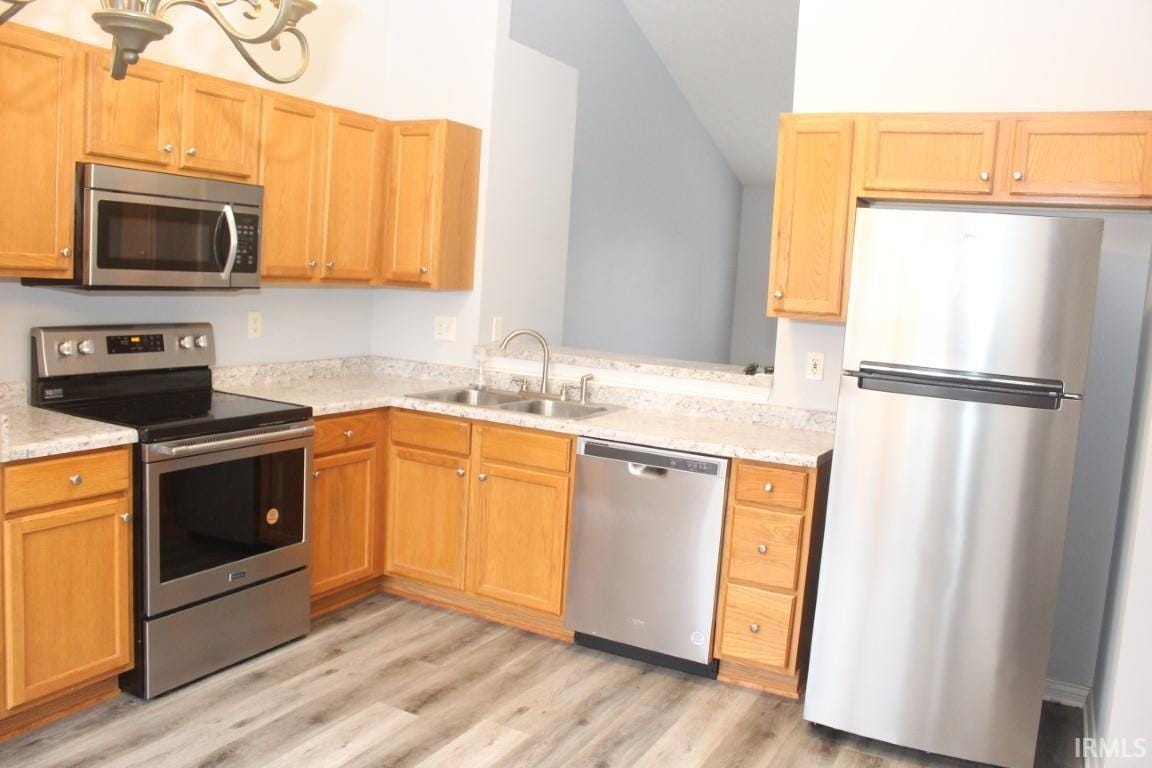 For Lease 7777 Alanton Park Drive, Newburgh, IN 47630 3 Beds / 2