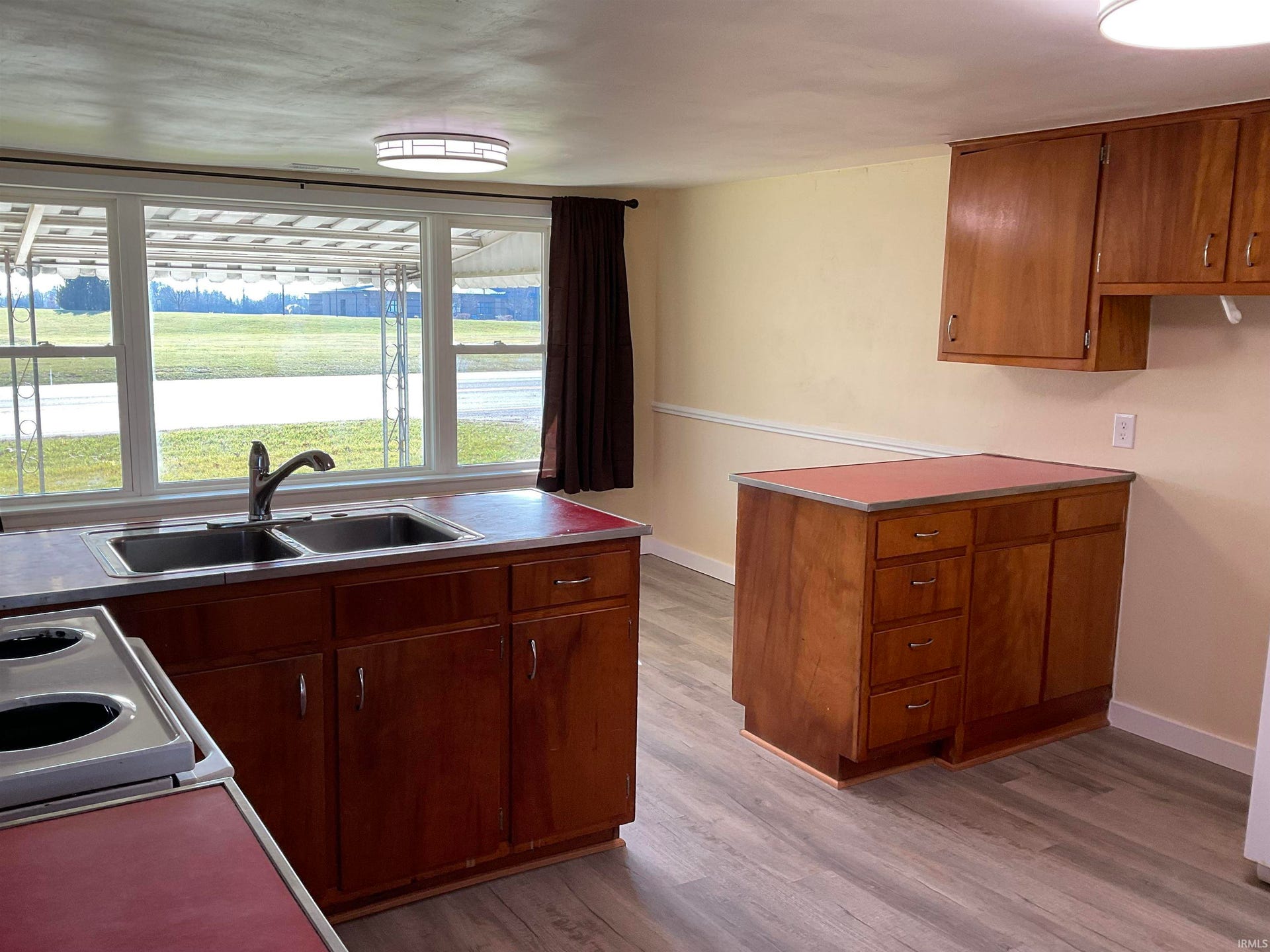 For Lease 625 E Gump Road, Fort Wayne, IN 46845 2 Beds / 1 Full Bath